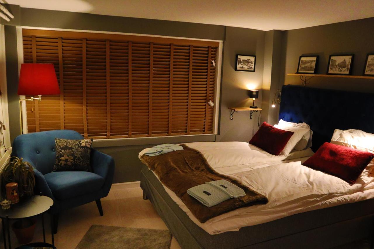 Goete'S B&B Tumba Esterno foto